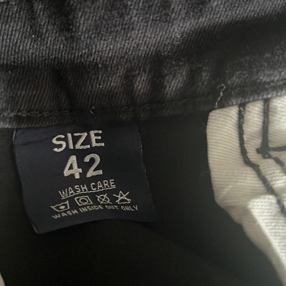 Men’s black straight leg denim jeans by Paper Money/size 42/ good condition - Picture 9 of 10